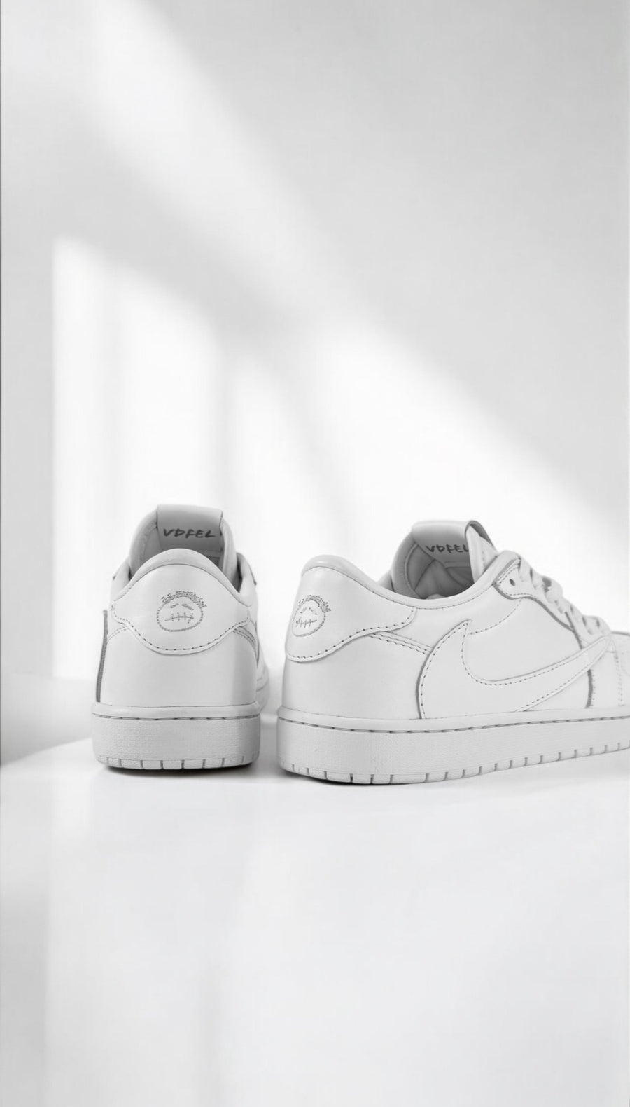 Customs AJ1 TS low triple white