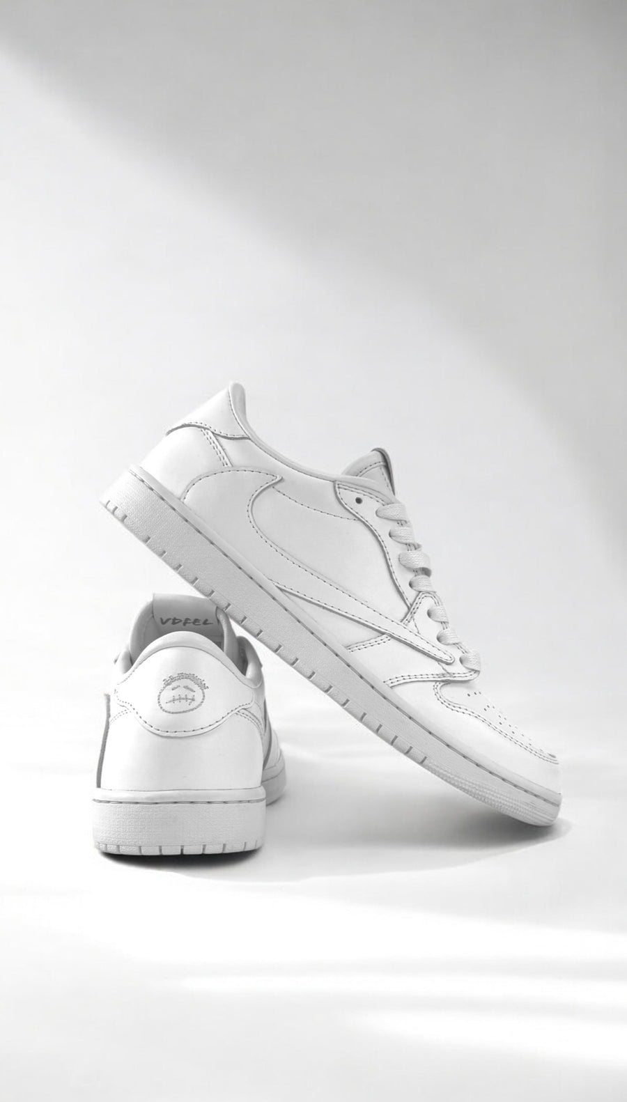 Customs AJ1 TS low triple white